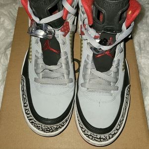 Jordan size 11 gray spizikes